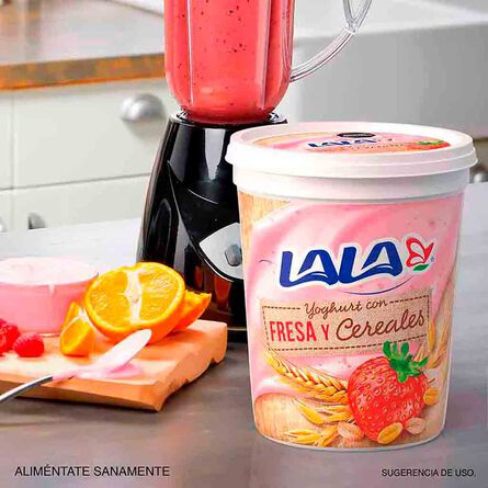 Yoghurt Lala Batido Fresa y Cereal 900 g image number 1