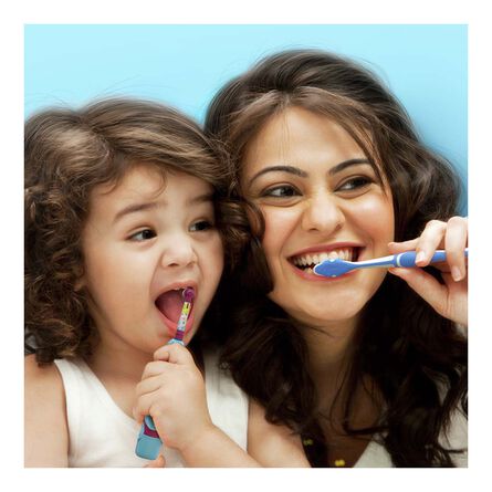 Cepillo Dental Oral-B Limpieza Profunda 3 piezas image number 2